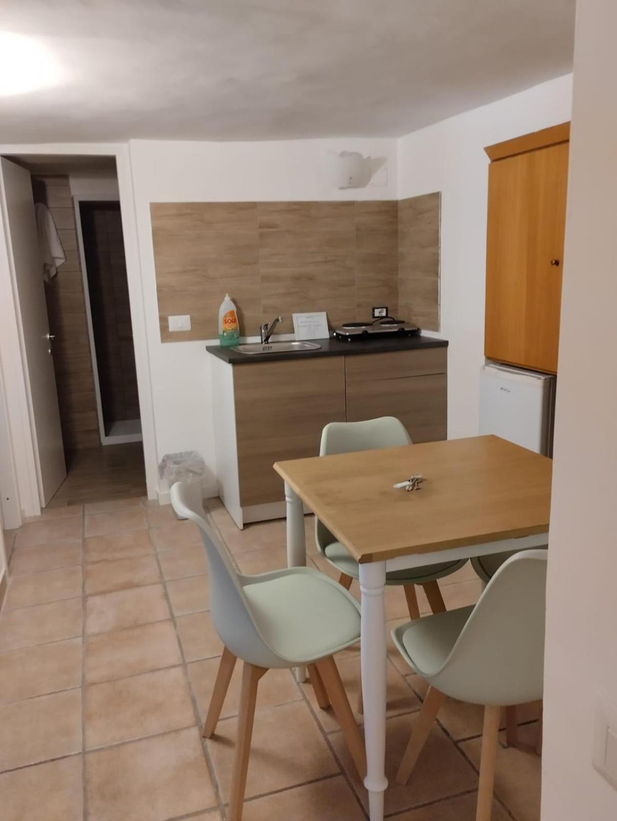 Amedeo Square 3* Napoli